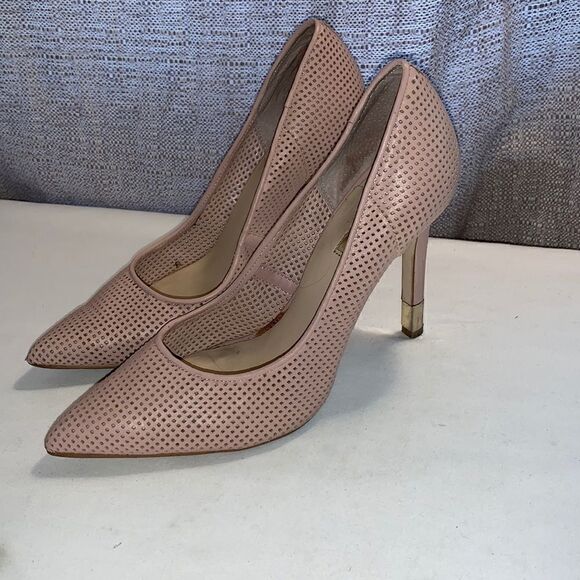 Guess Champagne Pumps    - Picture 1 of 6